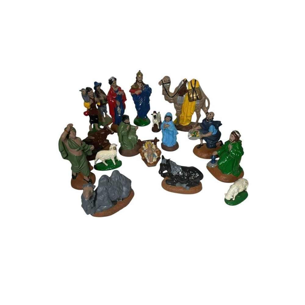 Vintage 18 Piece Atlantic Mold Ceramic Nativity Scene - 70’s- Fast Shipping